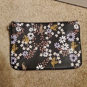 THIRTY ONE ZIPPER POUCH